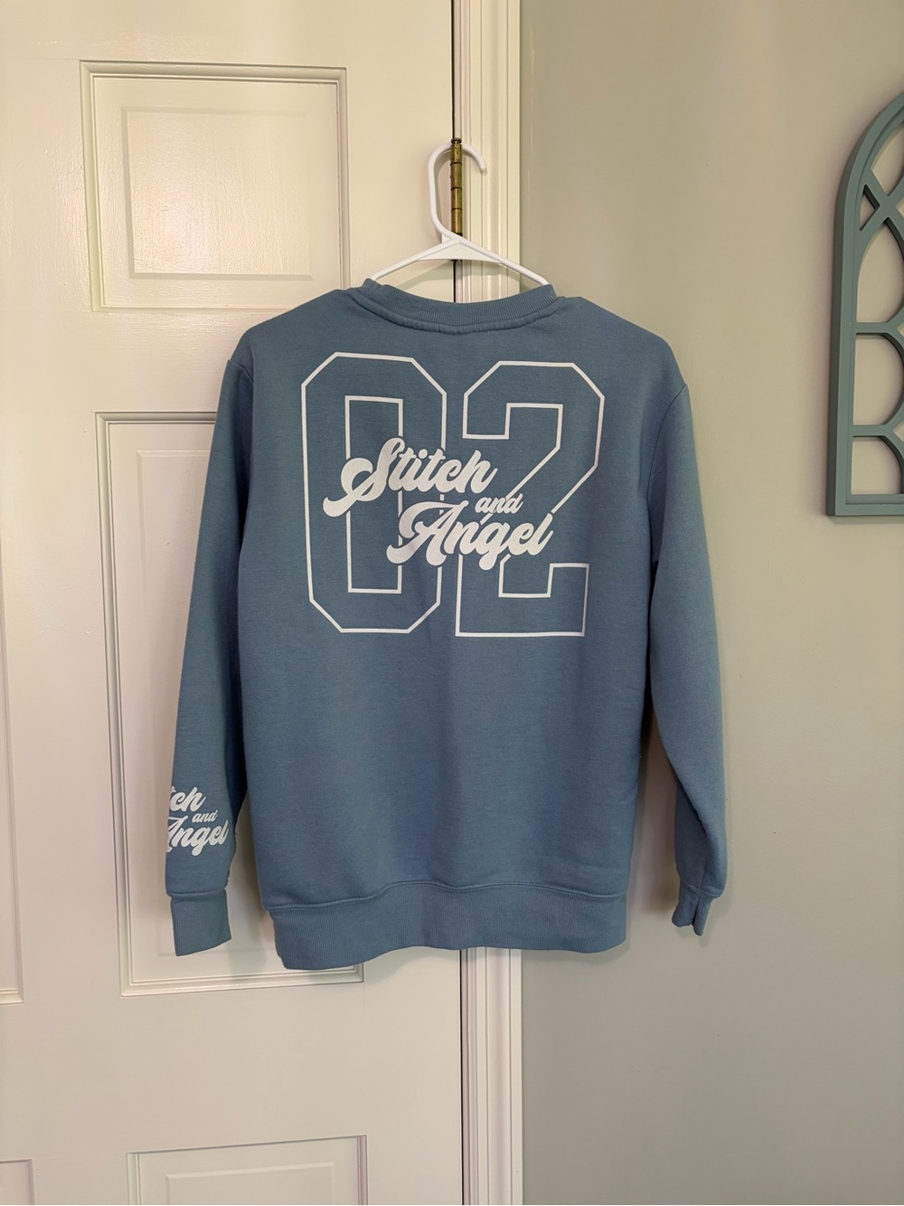 Disney Lilo & Stitch Crewneck Sweatshirt - Light Blue - Picture 3 of 4